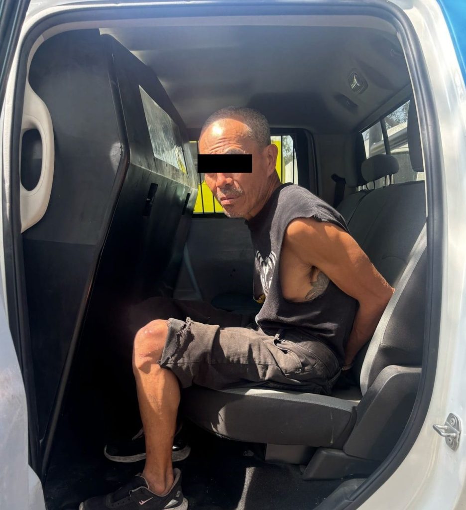 El detenido fue trasladado a las instalaciones de la Policía de Monterrey, donde quedó a disposición del Ministerio Público.