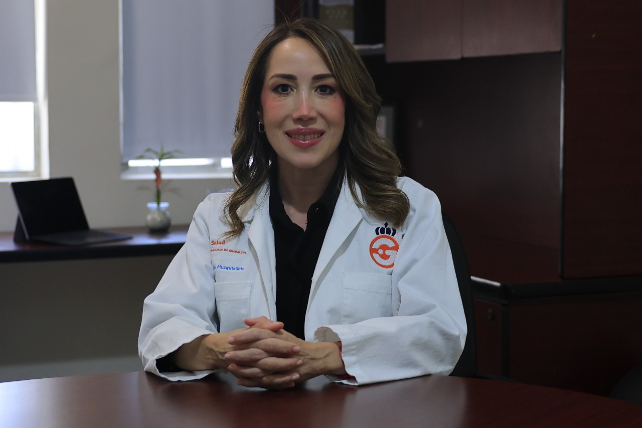 Señaló que personal de la Secretaría de Salud se mantendrá atento para prevenir situaciones de riesgo entre la población y prepara la colocación de puntos de hidratación en zonas estratégicas del municipio.