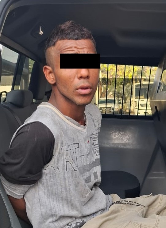 El detenido fue trasladado a las instalaciones de la Policía de Monterrey, donde quedó a disposición del Ministerio Público.
