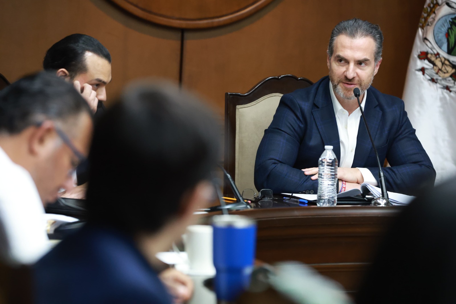 En la sesión del 25 de marzo se aprobó someter a consulta la modificación de tres reglamentos, lo cual se prestó a mal interpretaciones al considerar que se iba a eliminar como requisito para autorizar construcción el Manifiesto de Impacto Ambiental.