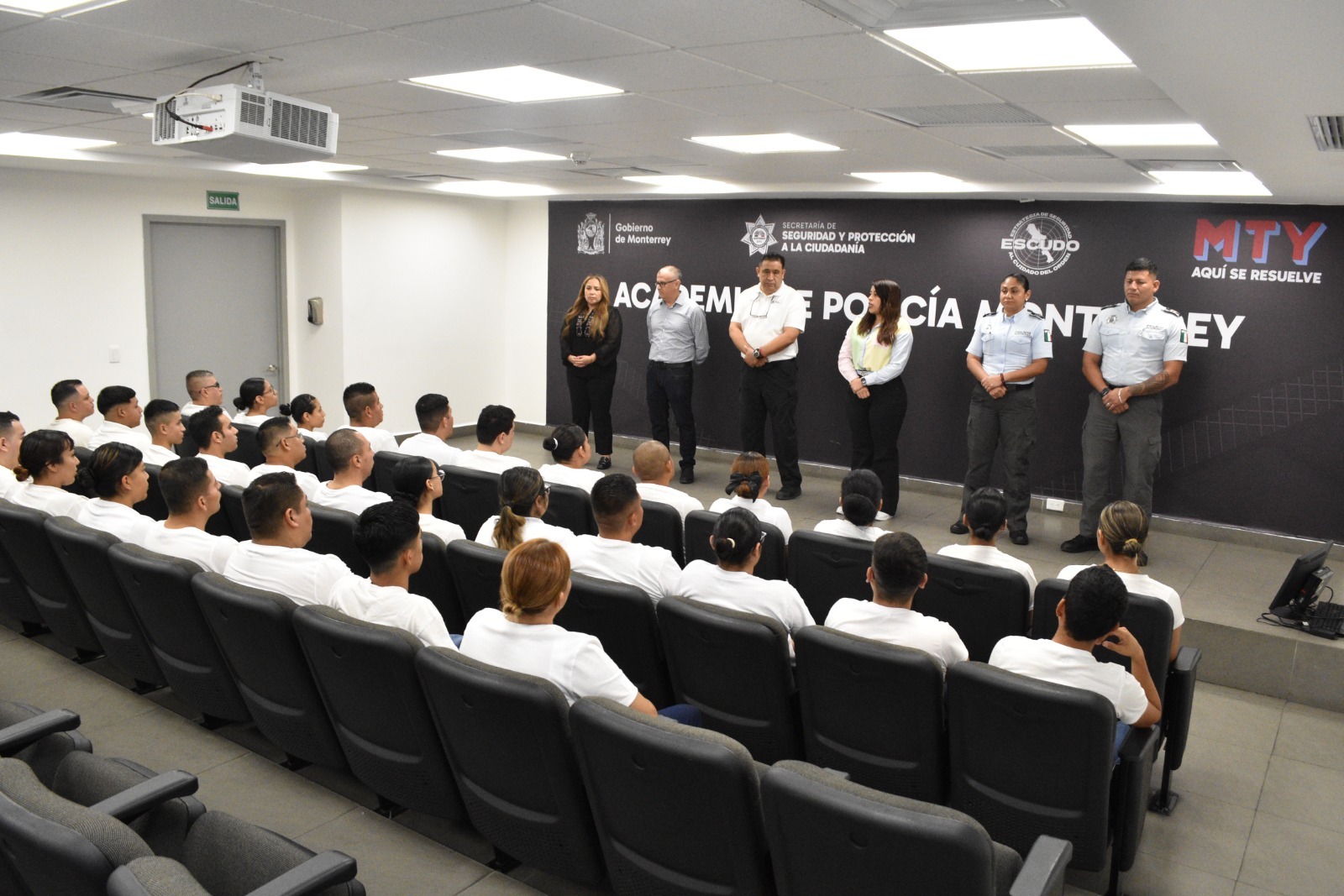 se les dio la bienvenida a los ahora Cadetes de la Academia y Centro de Capacitación Continua de la Secretaría de Seguridad y Protección a la Ciudadanía de Monterrey