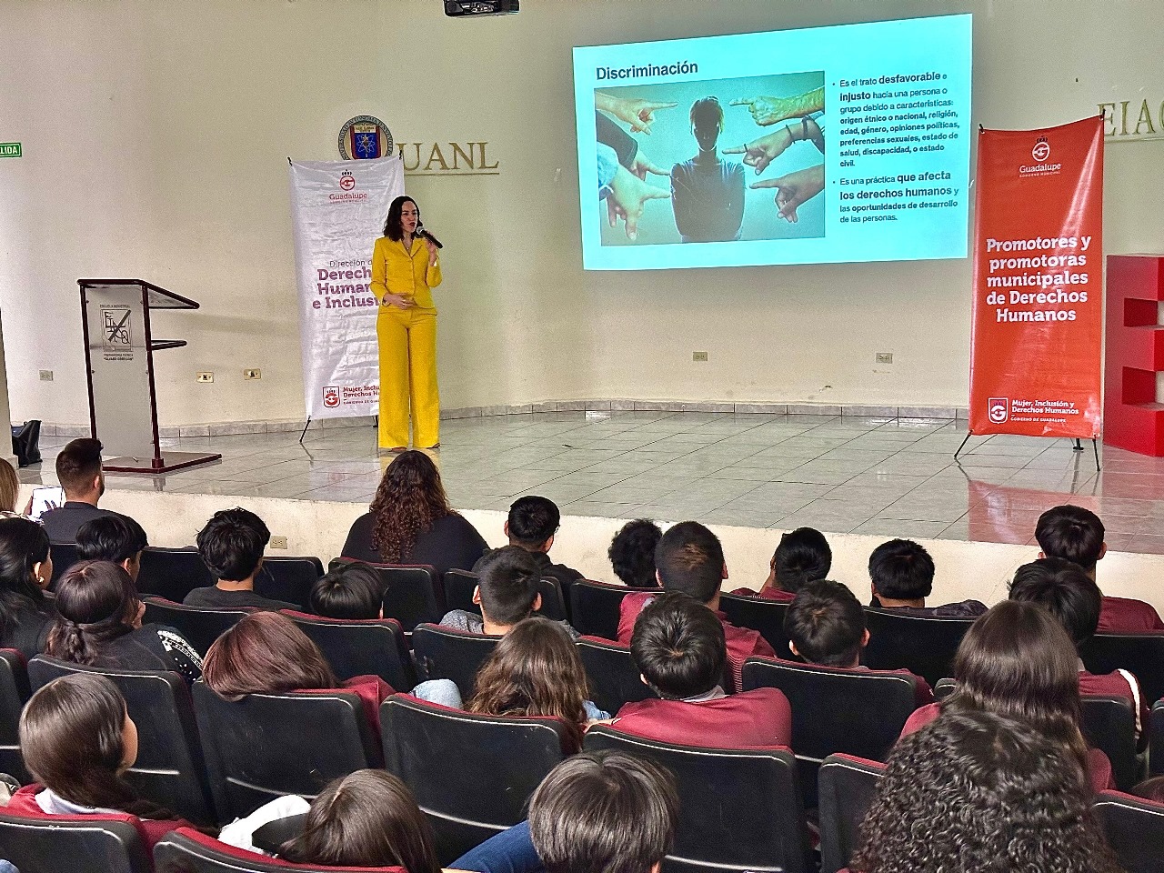 Durante estas sesiones de capacitación se llegó a más de 300 estudiantes de la Escuela Industrial Álvaro Obregón, Unidad Guadalupe.