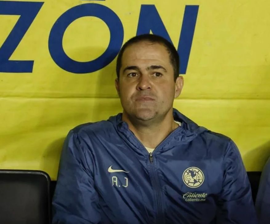 André Jardine director técnico del América dejó trabajar a Daniel Quintero y no criticó al árbitro por temor a las multas que impone la Federación Mexicana de Futbol.