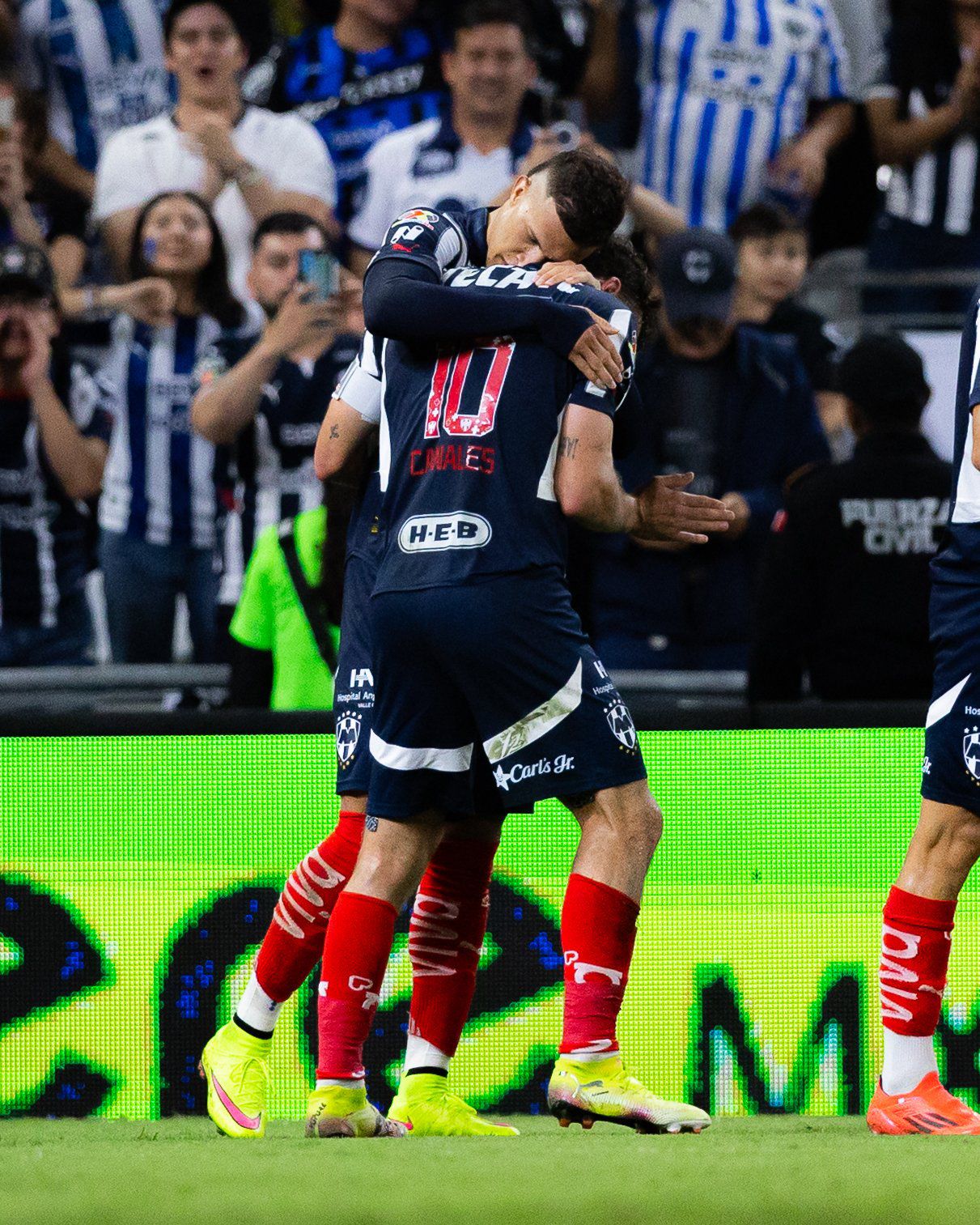 Rayados avanza a Cuartos tras vencer a Pumas en intenso duelo de Play-In