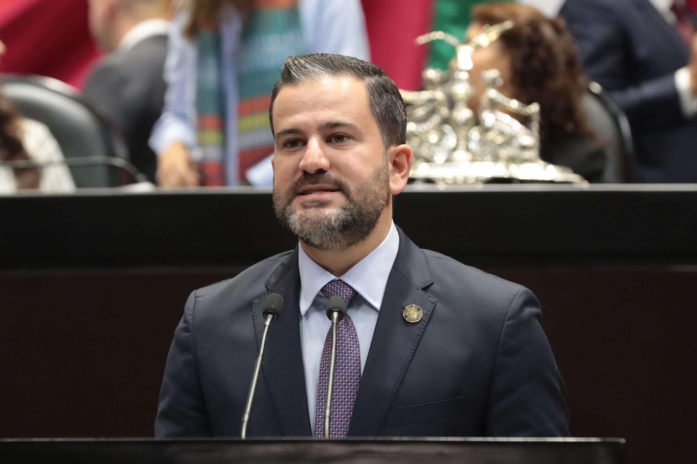 Lozano afirmó que trabajará en equipo con distintas dependencias para enfrentar este reto y garantizar un entorno saludable para las familias nuevoleonesas.