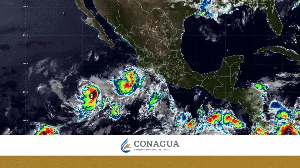 Huracán Bárbara avanza frente a costas del Pacífico mexicano; se intensifican lluvias y vientos en cuatro estados