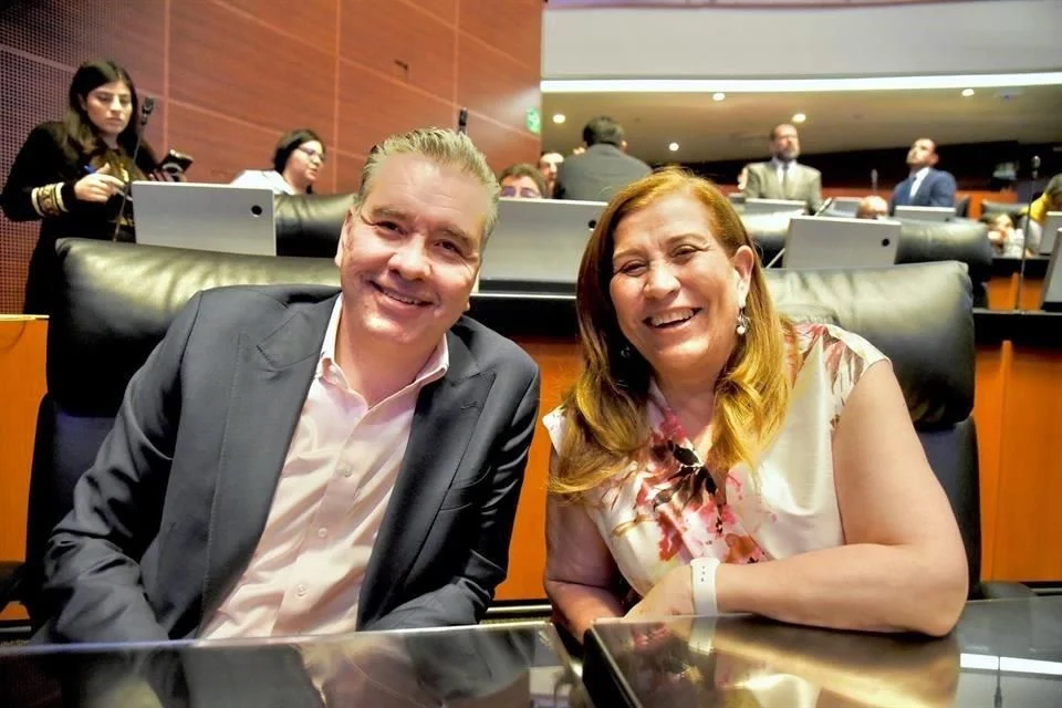 Los senadores de Morena por Nuevo León, Judith Díaz y Waldo Fernández, presentaron un punto de acuerdo en el que exhortaron al Gobierno del Estado a saldar los adeudos con aproximadamente 14 mil maestros jubilados de la Sección 50
