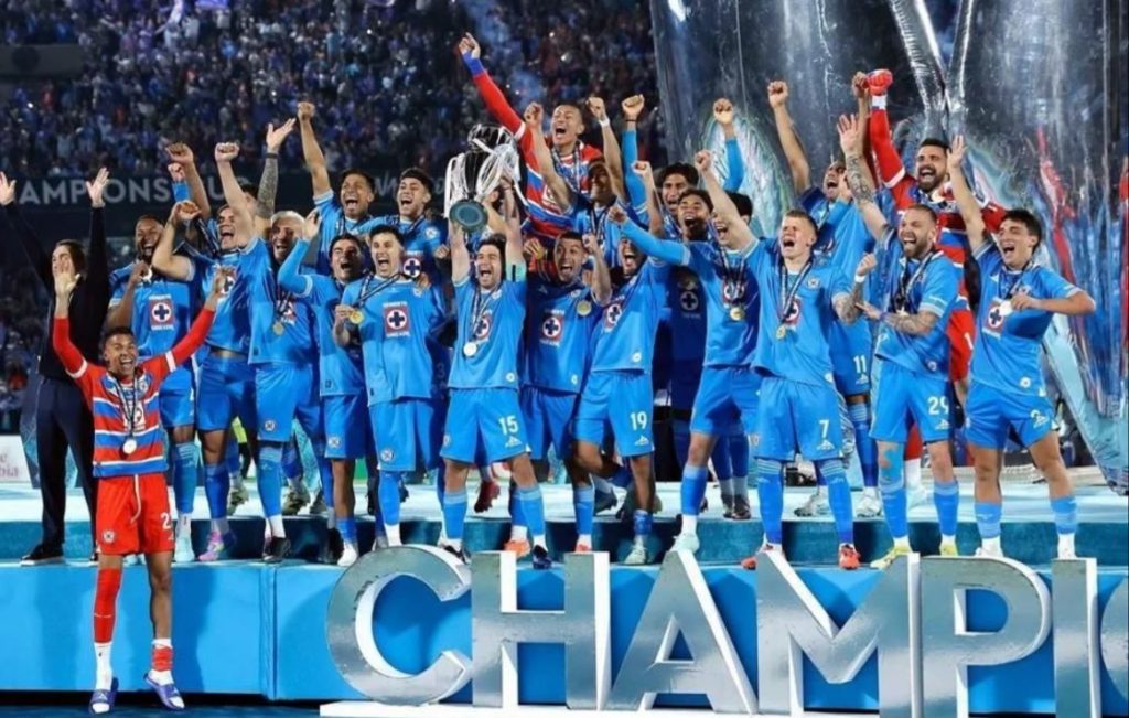 Con esto, los celestes anotaron cinco goles por tercera vez en su historia en una definición de la Concachampions, ya que en 1971 victimaron al Alajuelense de Costa Rica por 5-1 y en 1997 derrotó 5-3 a Los Ángeles Galaxy.