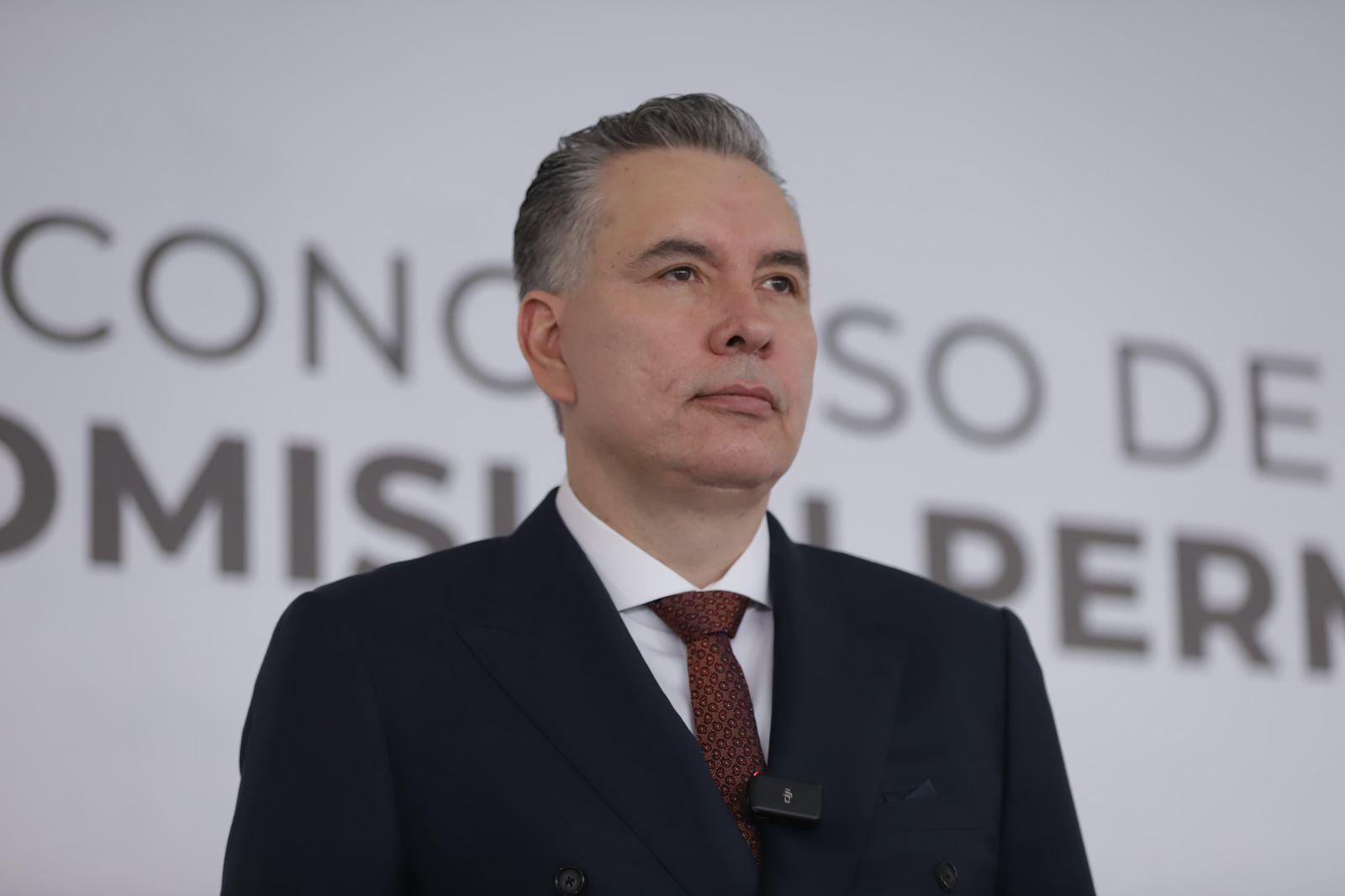 El Senador Waldo Fernández asume esta responsabilidad con el compromiso de fortalecer los trabajos legislativos y garantizar el correcto funcionamiento de los procesos parlamentarios durante el presente receso.
