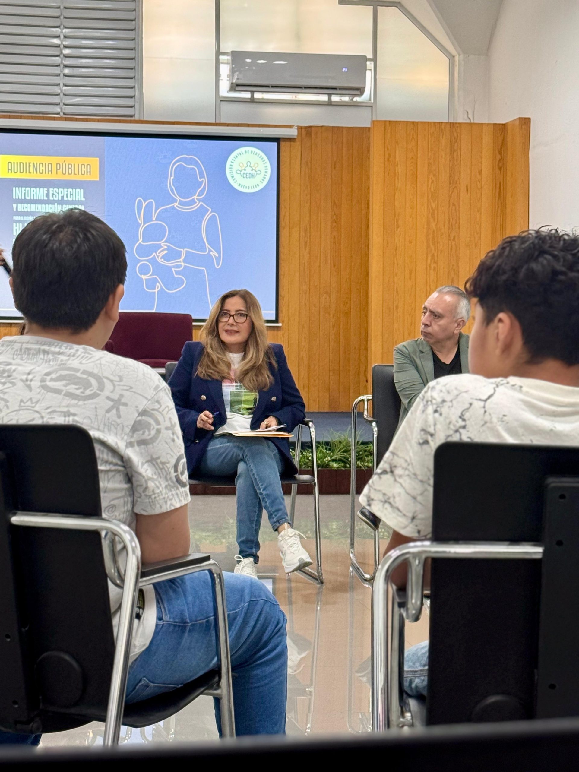 La titular del organismo explicó que los hallazgos, propuestas y testimonios recopilados en esta Audiencia Pública formarán parte esencial del Informe Especial que emitirá la CEDHNL en los próximos meses