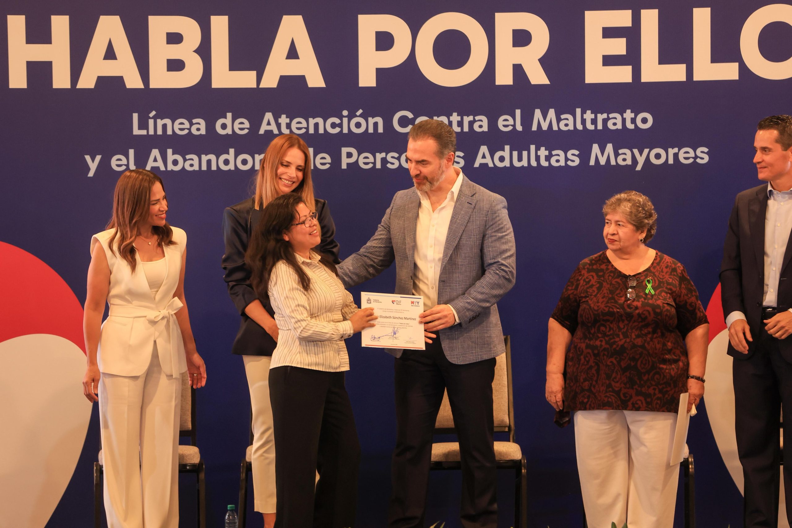 Asimismo, se anunció el nombramiento de los primeros voceros, quienes serán clave en las labores de sensibilización, prevención y difusión activa de esta línea de atención, con el objetivo de construir entornos más seguros, empáticos y libres de violencia para las personas adultas mayores.