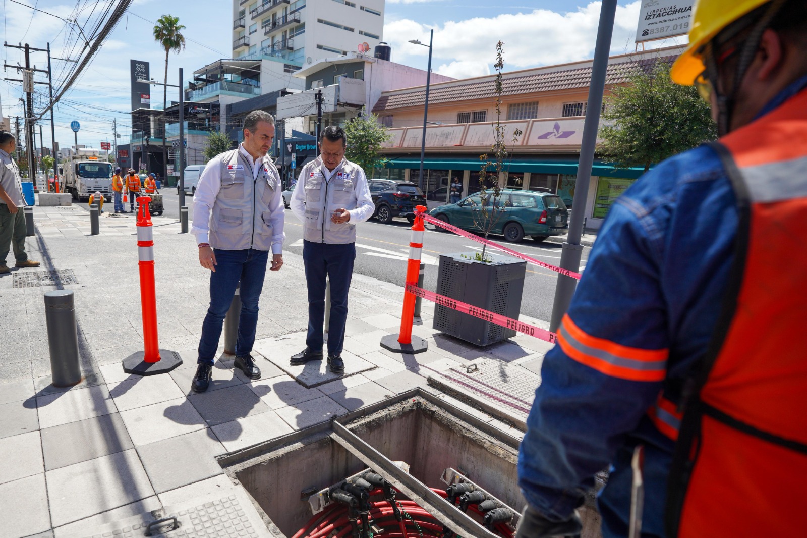 Rehabilita Monterrey pavimento en Av. del Estado e inicia soterramiento de cableado