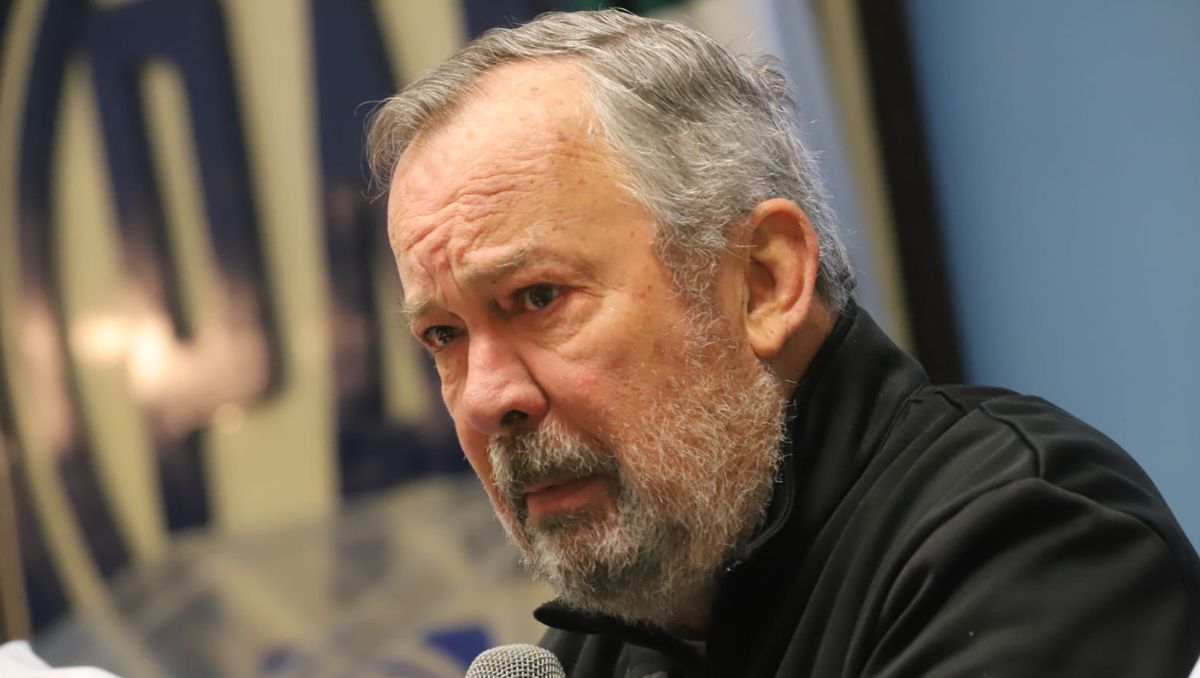 Además, el edil señaló la falta de conocimiento sobre Hugo Aguilar Ortiz, virtual presidente de la Suprema Corte de Justicia de la Nación, y cuestionó cómo obtuvo millones de votos fuera de su estado de origen