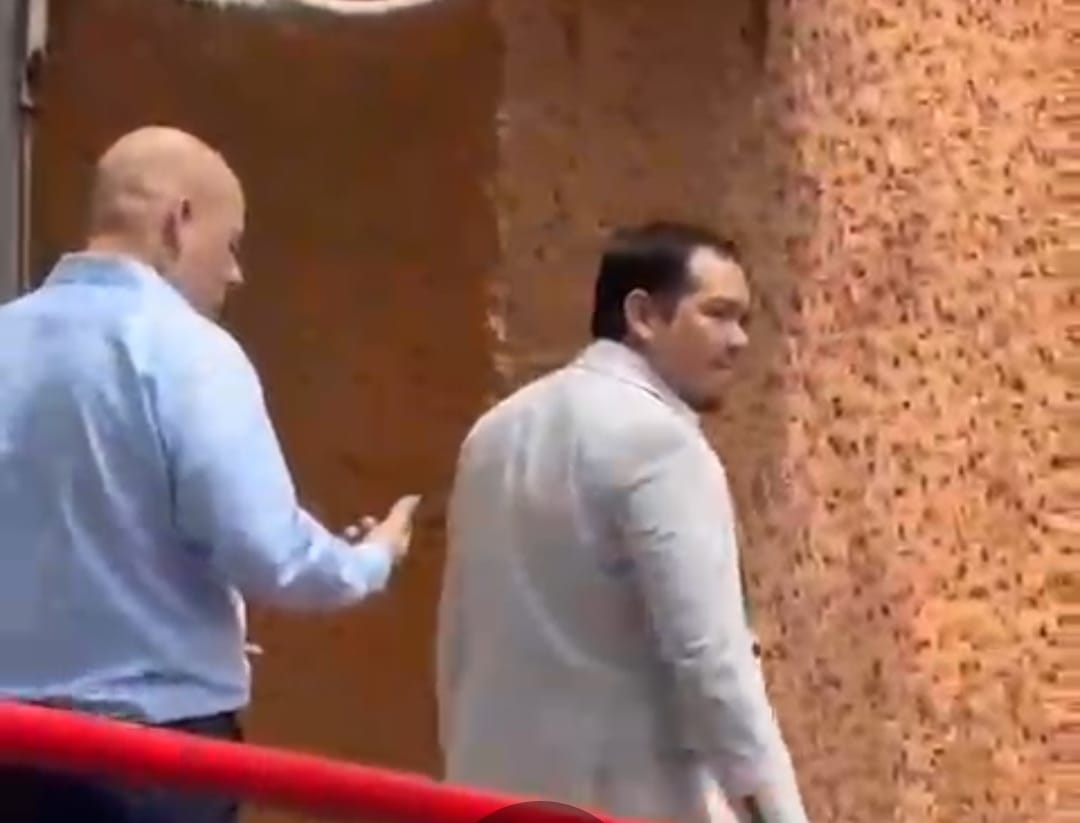 Trascendió que algunos miembros del Cabildo podrían ser citados a declarar, derivado de esa denuncia de la alcaldesa de Zuazua, quien se inconformó porque Alan Segovia,